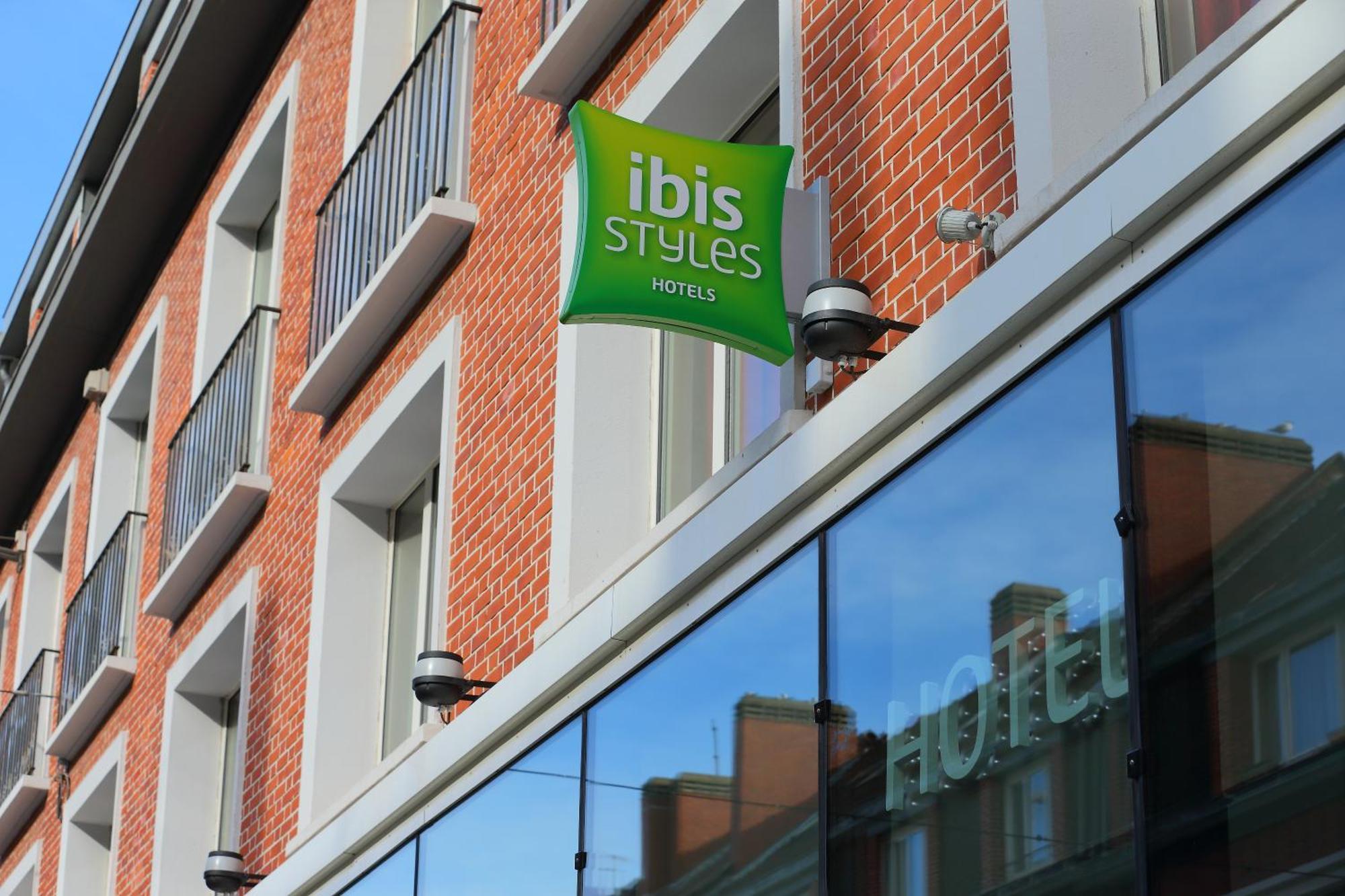 Hotel Ibis Styles Calais Centre Exterior foto
