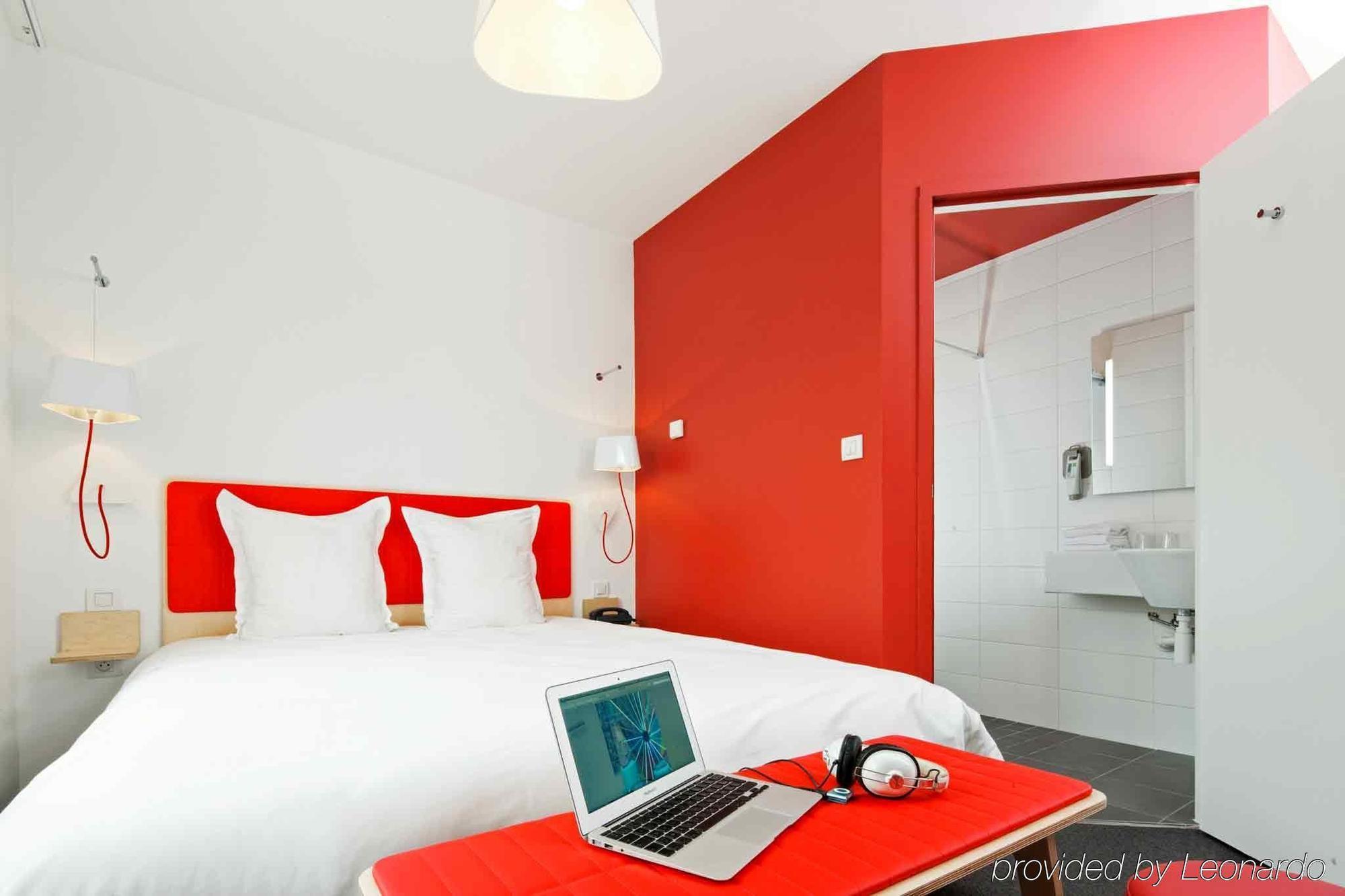 Hotel Ibis Styles Calais Centre Zimmer foto