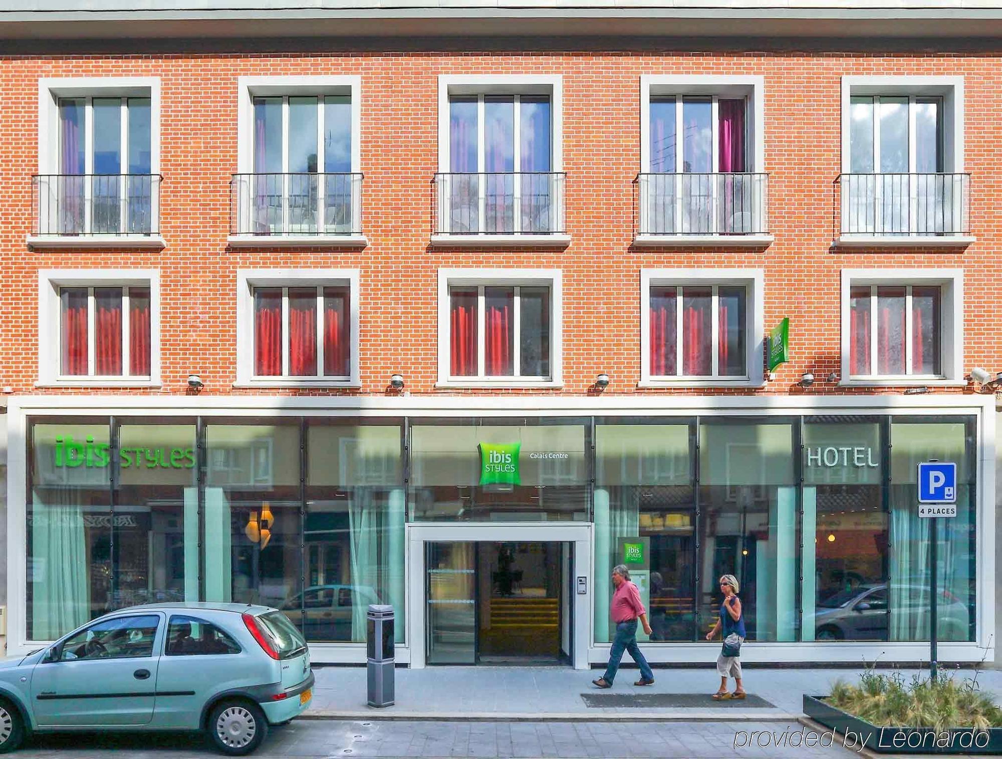 Hotel Ibis Styles Calais Centre Exterior foto
