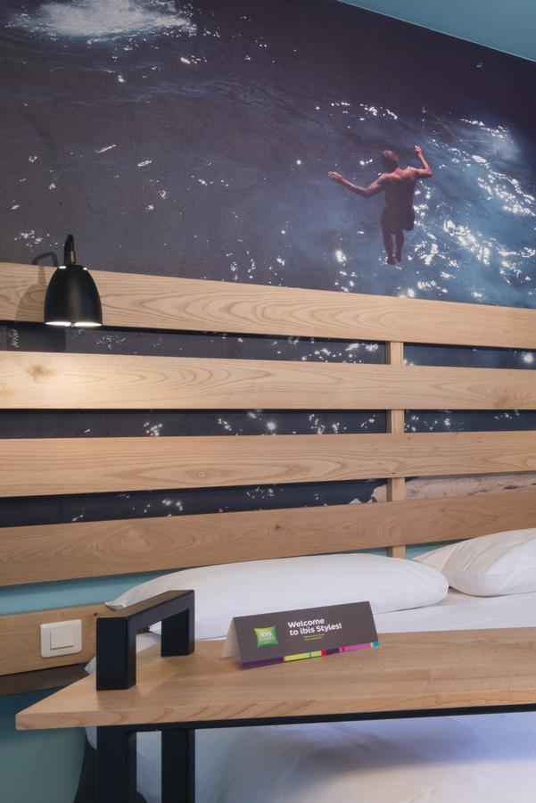 Hotel Ibis Styles Calais Centre Exterior foto